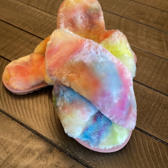Push tie dye rainbow slippers - Picture 2 of 4
